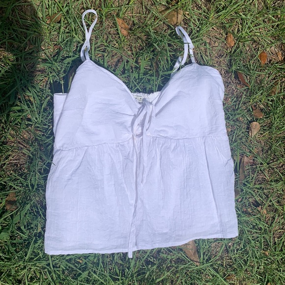 Abercrombie & Fitch Tops - Abercrombie and Fitch White Crop Top